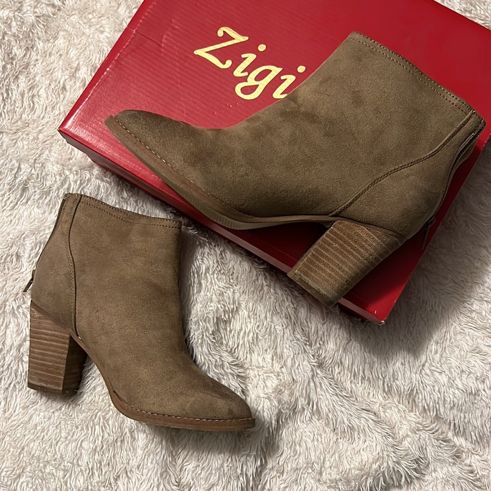 ZIGI Harlan Ankle Boots